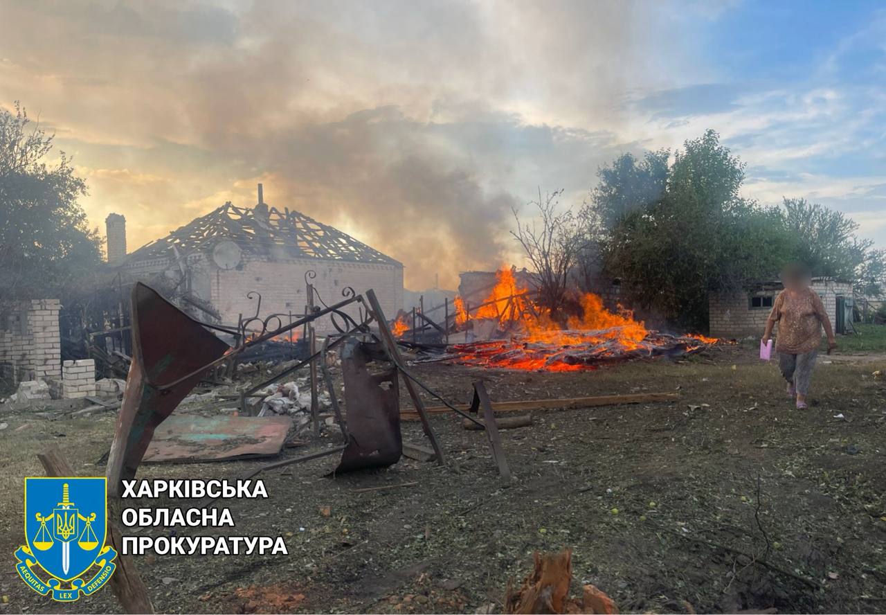 Russia launches airstrike on Kharkiv region: Residential buildings damaged, people injured